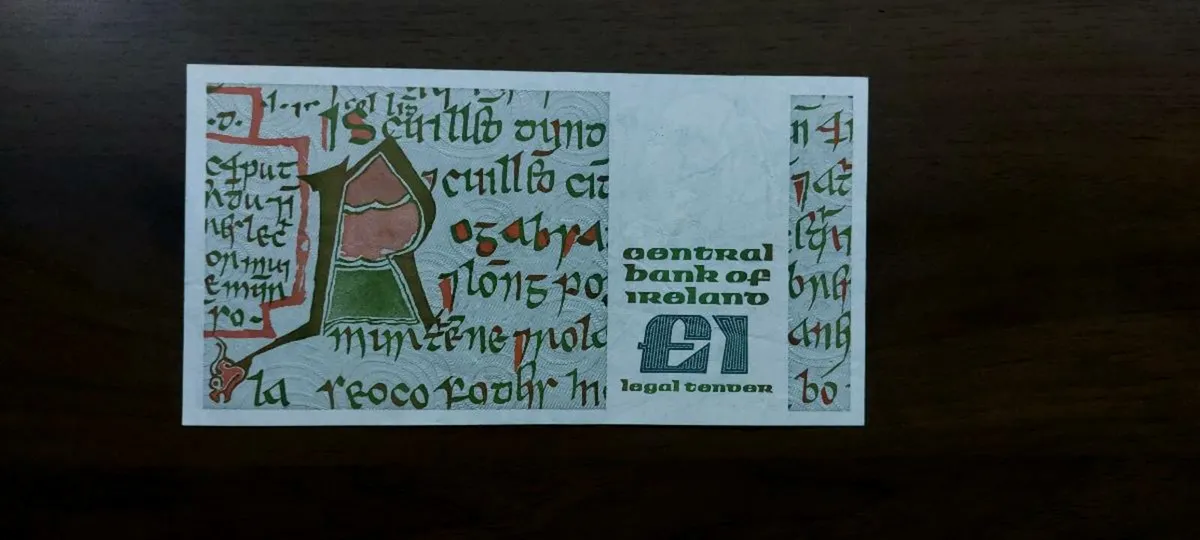 Irish Punt Banknotes B Series £1 £5 £10 £20 - Image 4