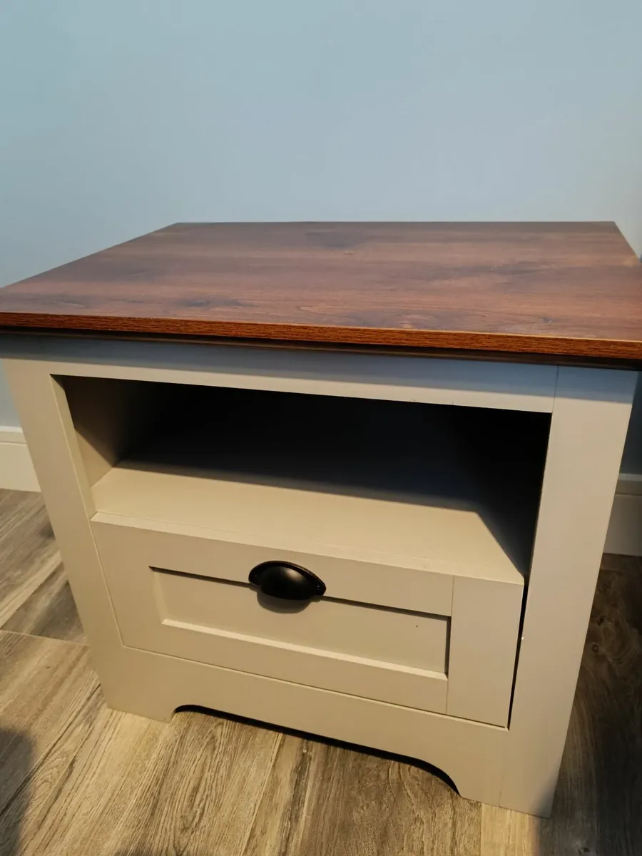 Living Room Furniture - Image 3