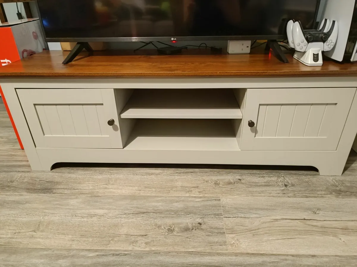 Living Room Furniture - Image 2