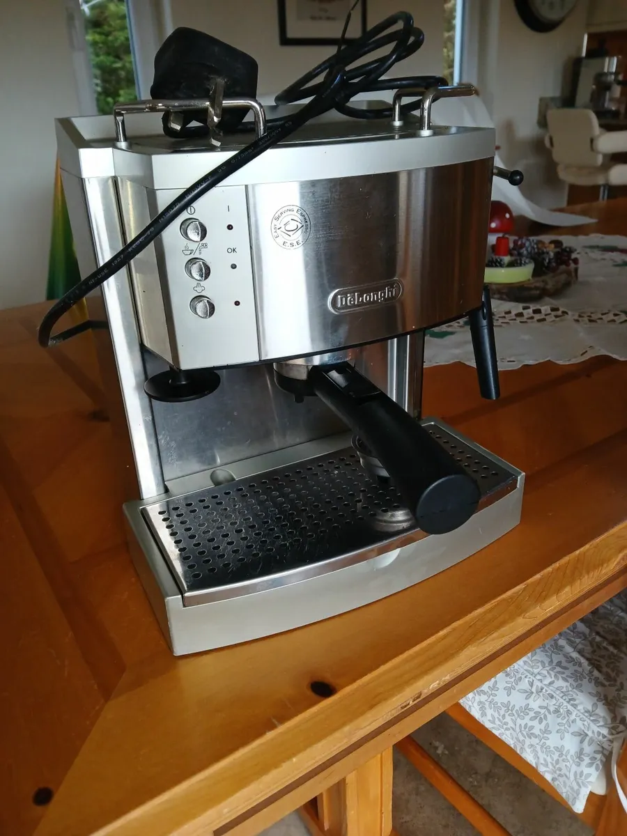 DeLonghi EC710 Coffee Machine - Image 2