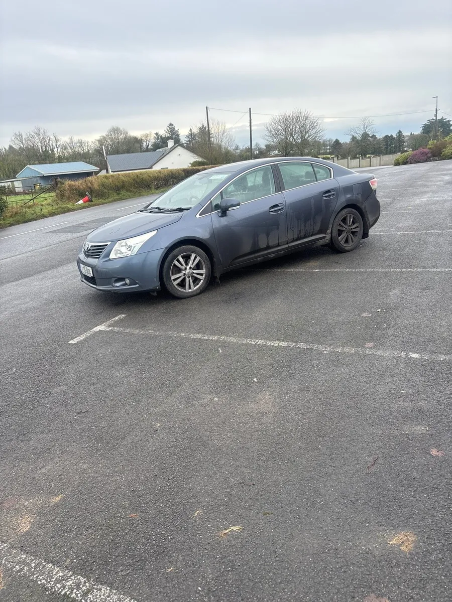 2011 avensis diesel - Image 3