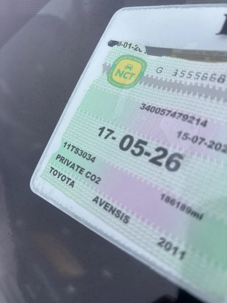 2011 avensis diesel - Image 4