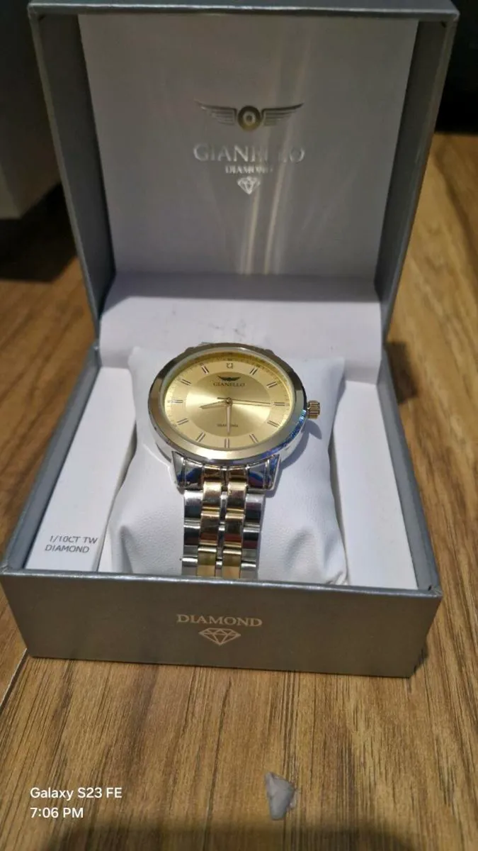 Gianello

Yellow Gold & Silver Tone 0.10ct Diamond - Image 4