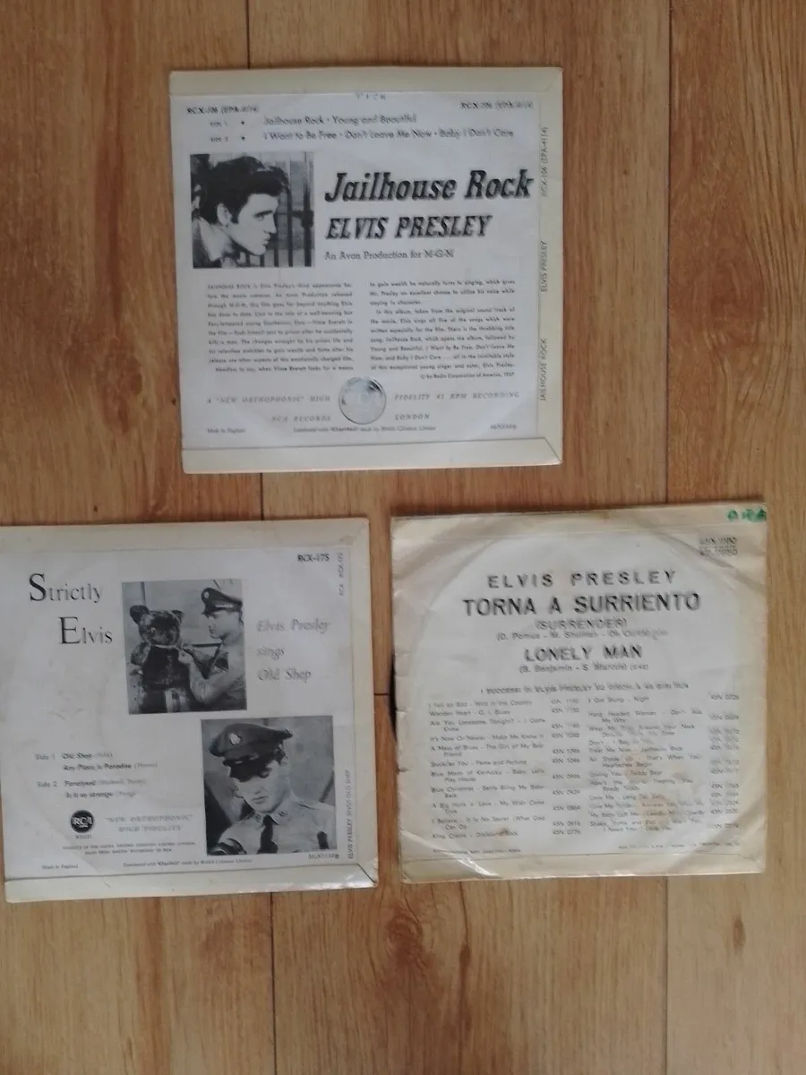 3 VINTAGE ELVIS PRESLEY VINYL 45 EPs. - Image 2