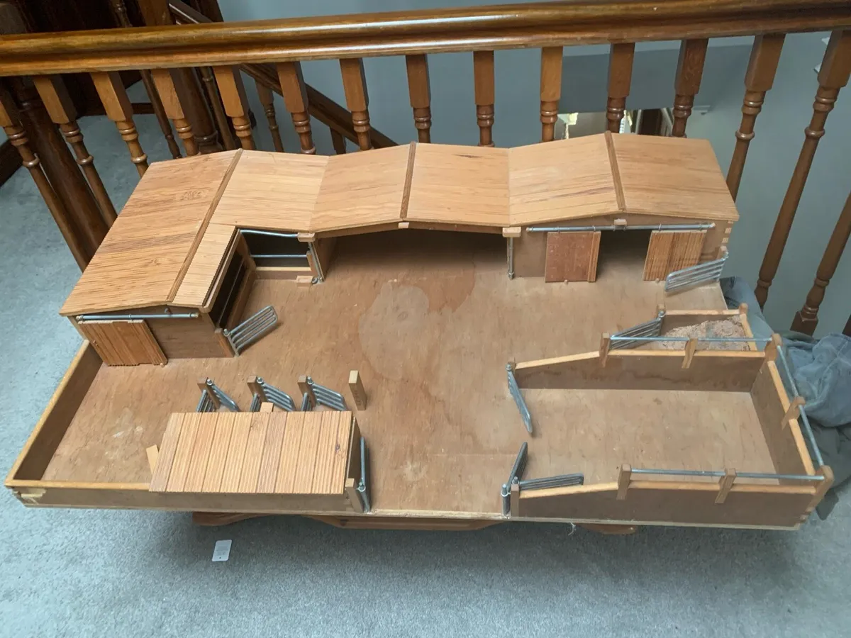 Toy farmyard FREE TO TAKE AWAY - Image 3