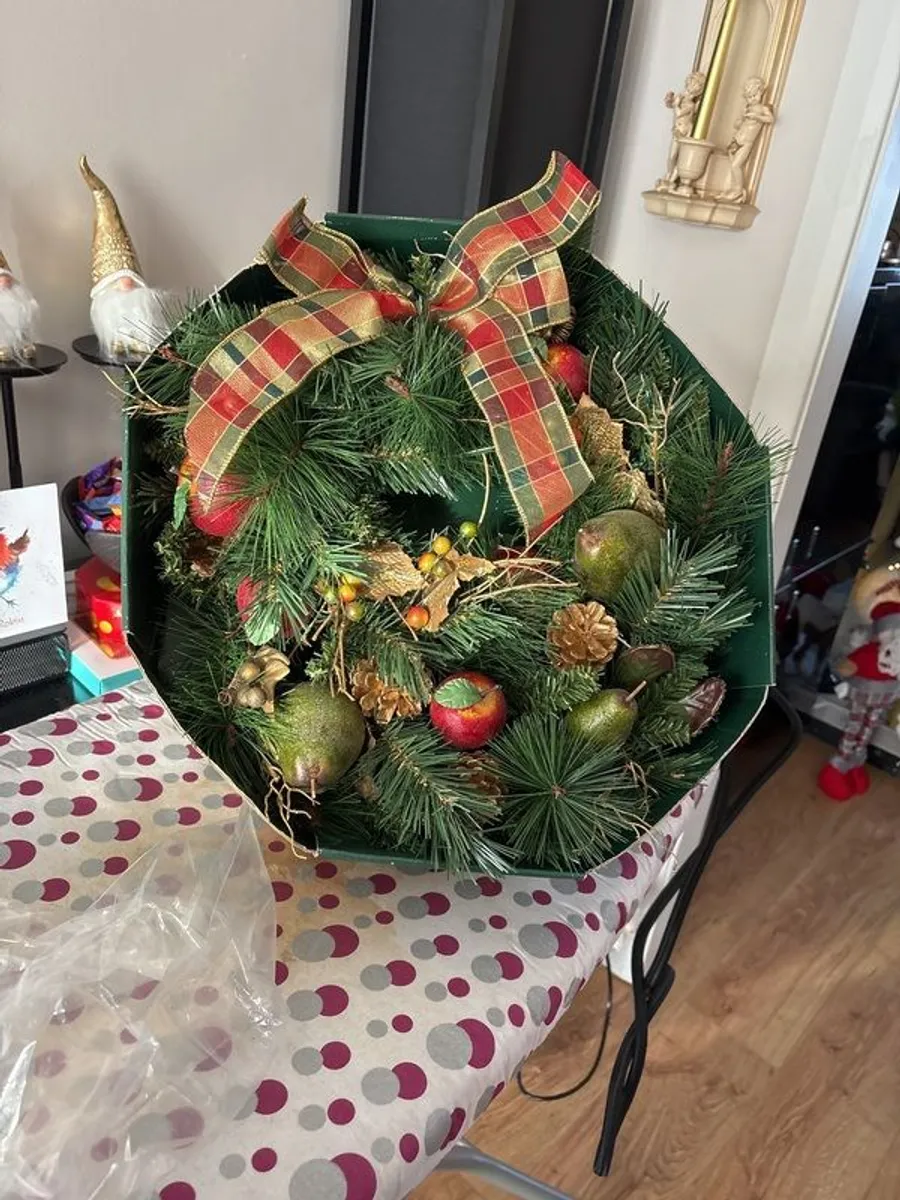 beautiful christmas wreath - Image 3