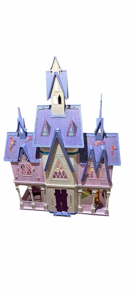 Frozen castle - Image 4