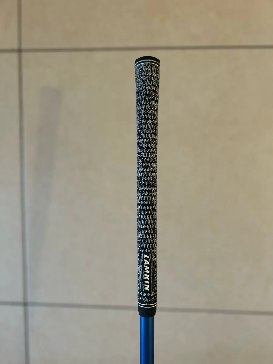 Velocore Blue Shaft 6 S + Cobra Driver Head - Image 3