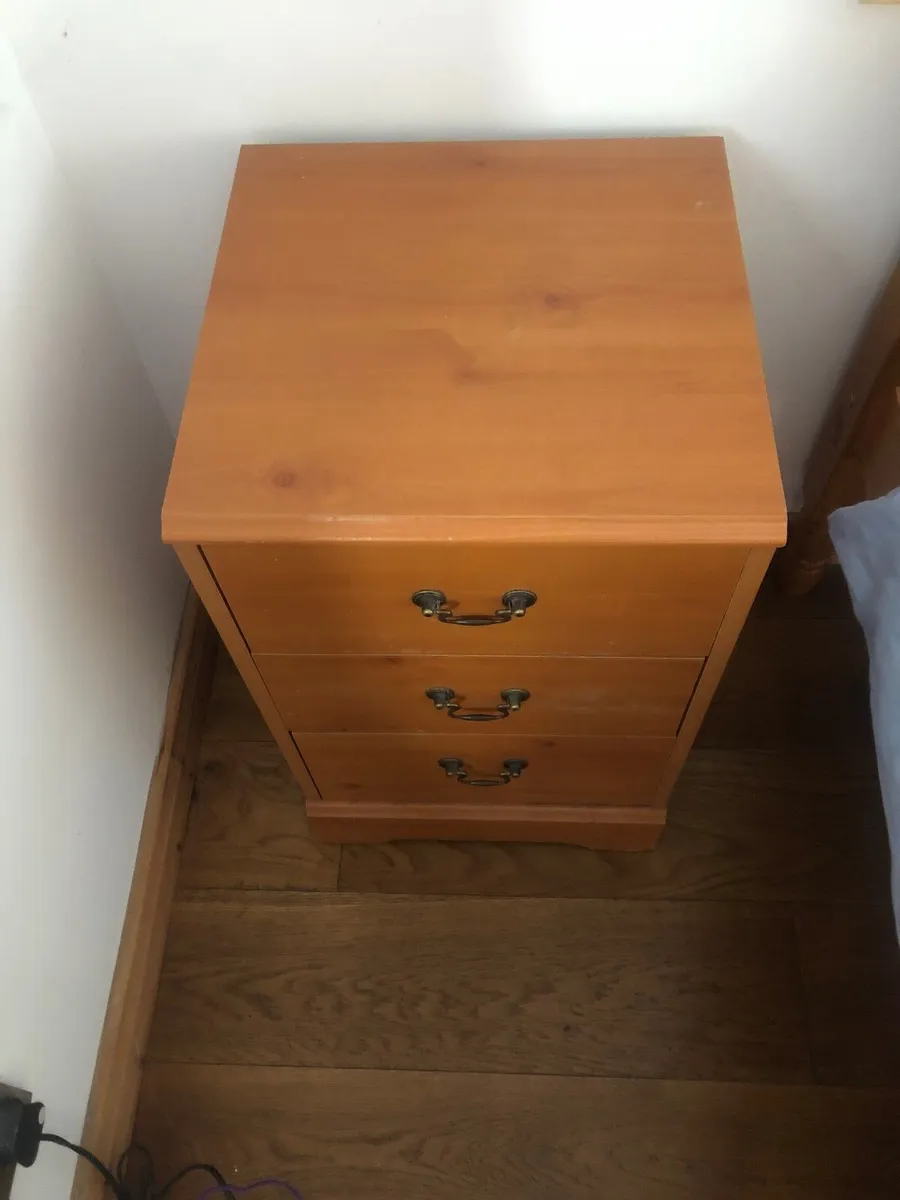 Sofa bed and bedside lockers - Image 1