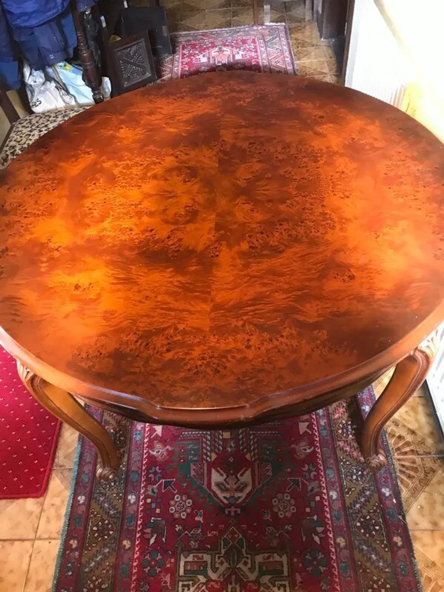 Dining table - Image 2