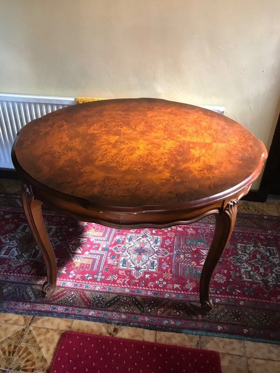 Dining table - Image 3