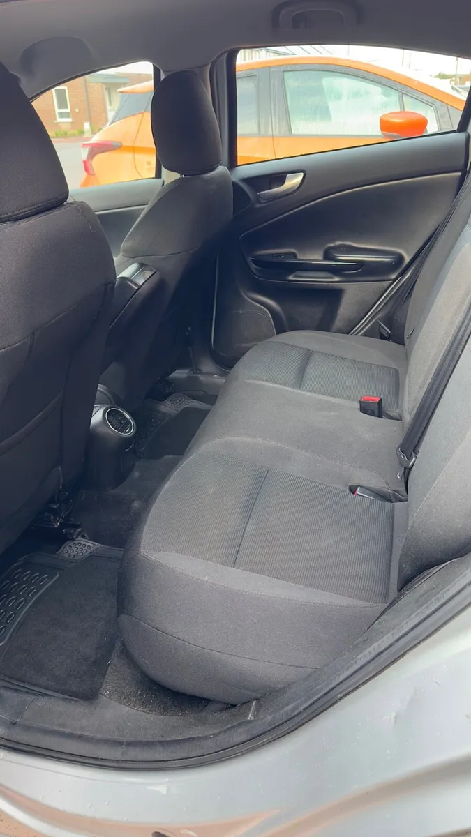 Alfa Romeo Giulietta - Image 4