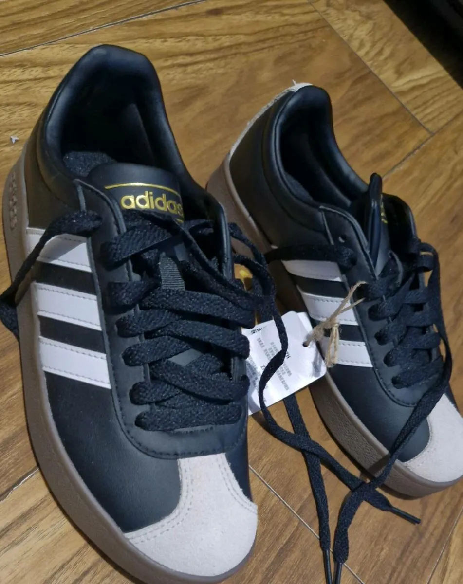 adidas Black VL Court 3.0 Trainers size 3 - Image 1