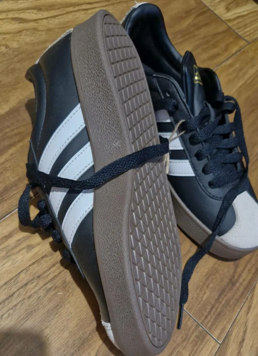 adidas Black VL Court 3.0 Trainers size 3 - Image 4