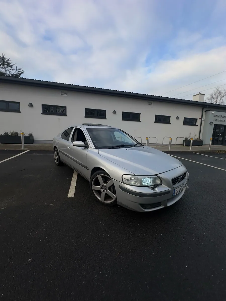 Volvo s60r - Image 1