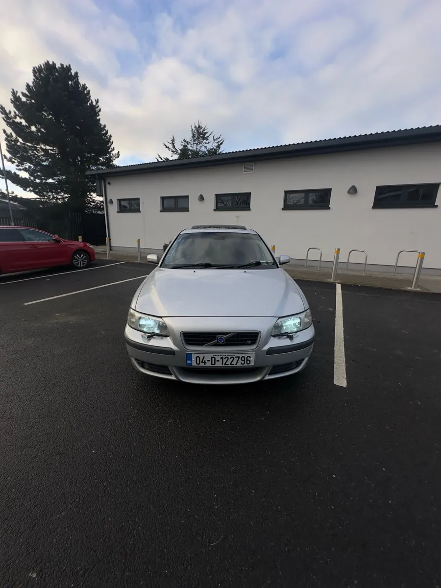 Volvo s60r - Image 2