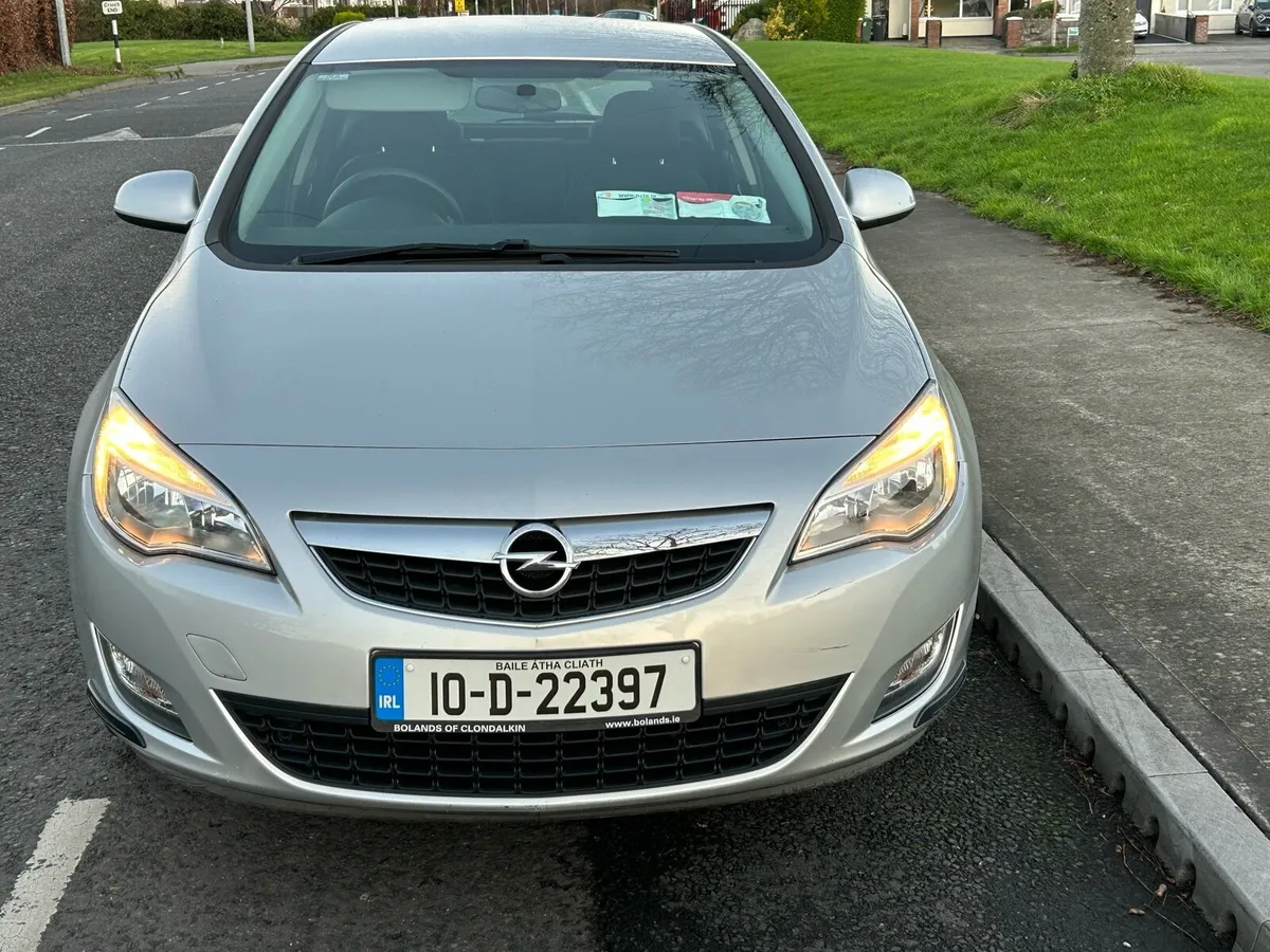 2010 OPEL ASTRA 1.4 5DR HATCHBACK NEW NCT 9/26 TAX - Image 2