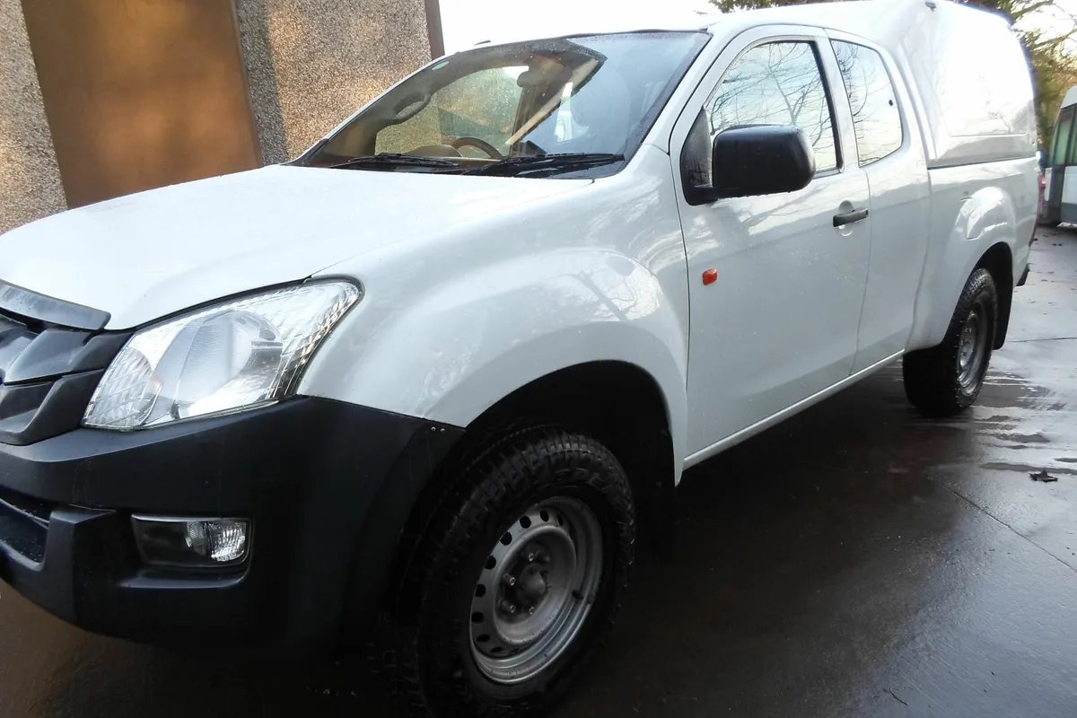 Isuzu D-Max SPACE CAB - Image 1