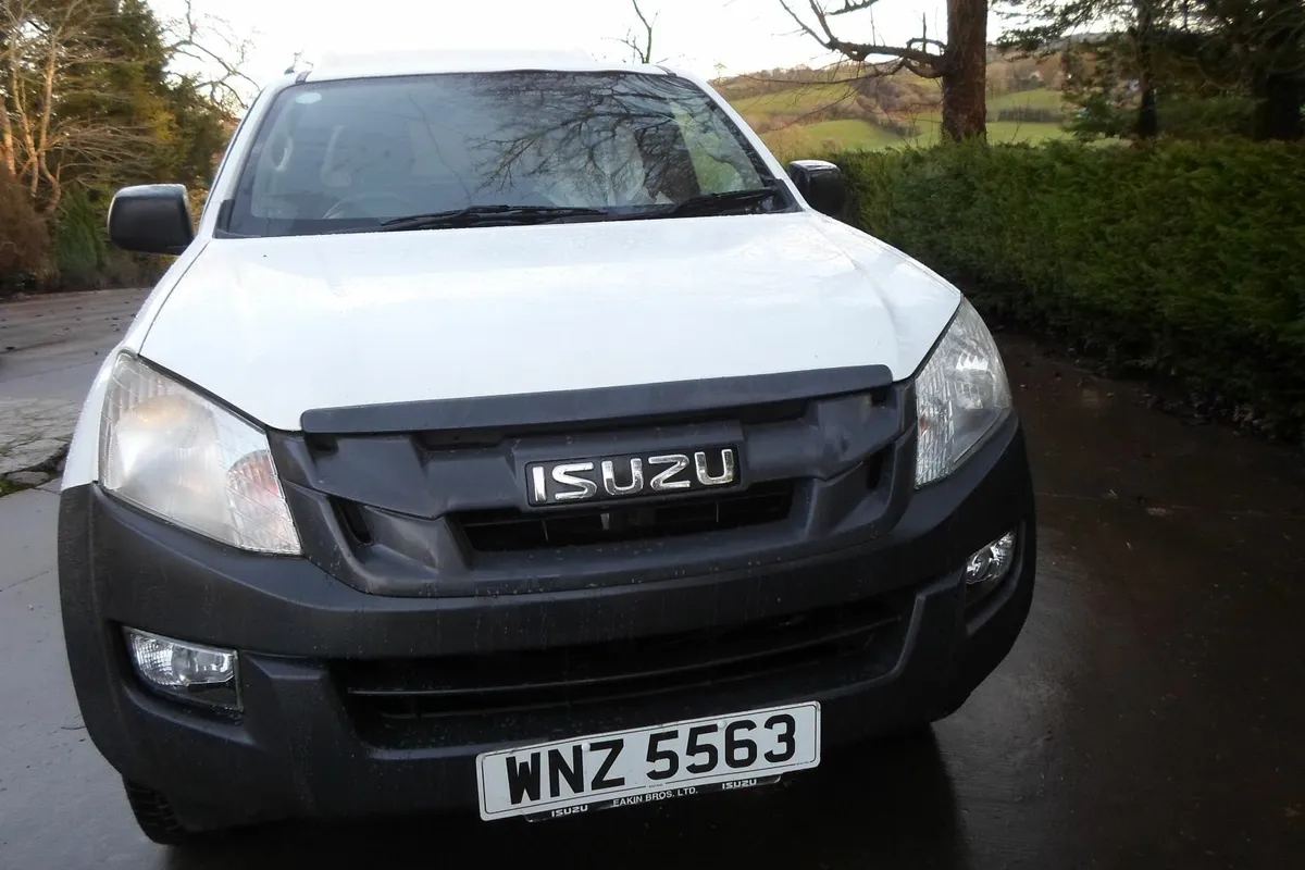 Isuzu D-Max SPACE CAB - Image 3