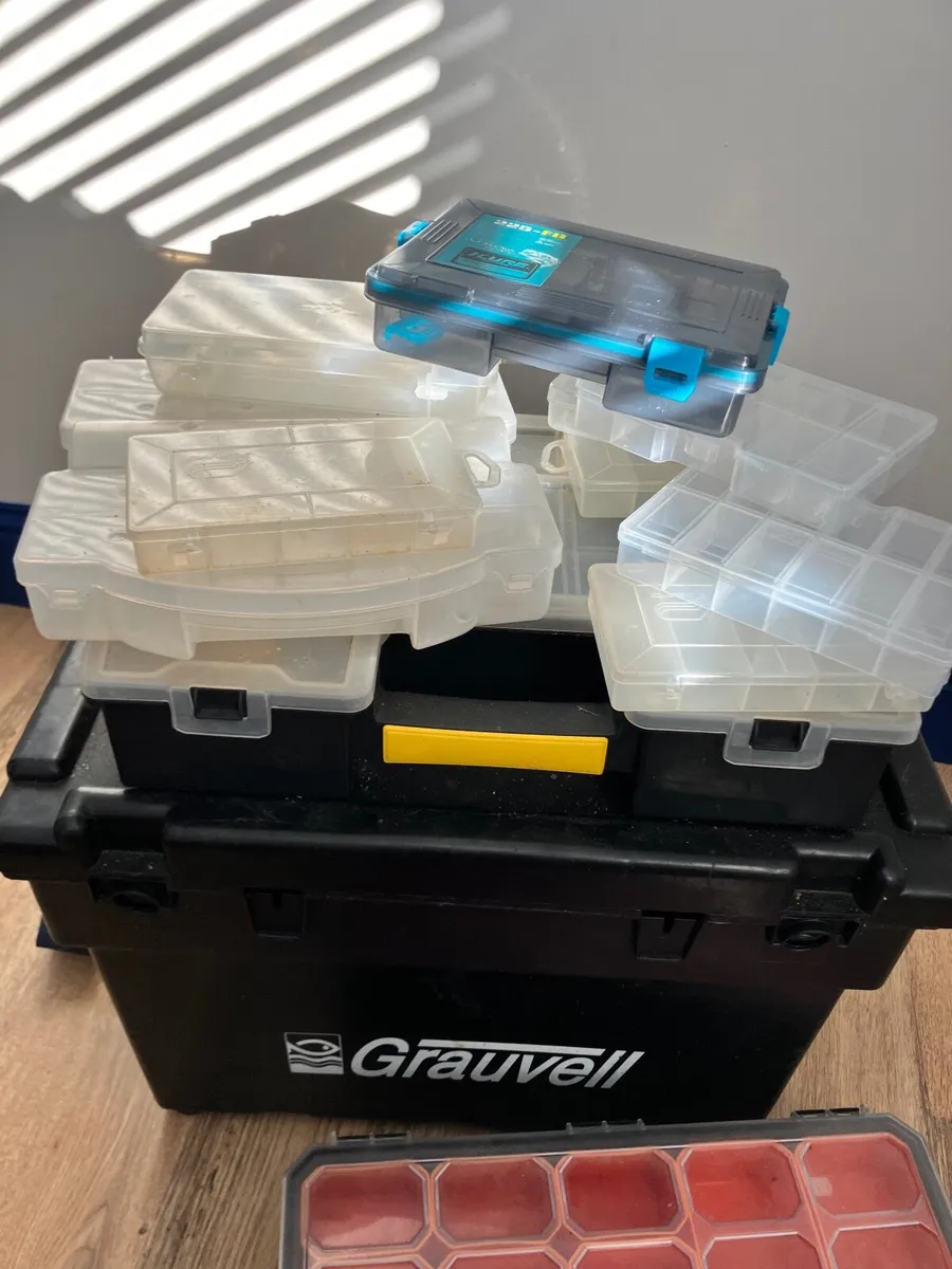 Fishing gear - Image 3