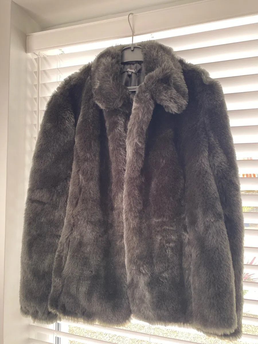 Fur jacket - Image 1