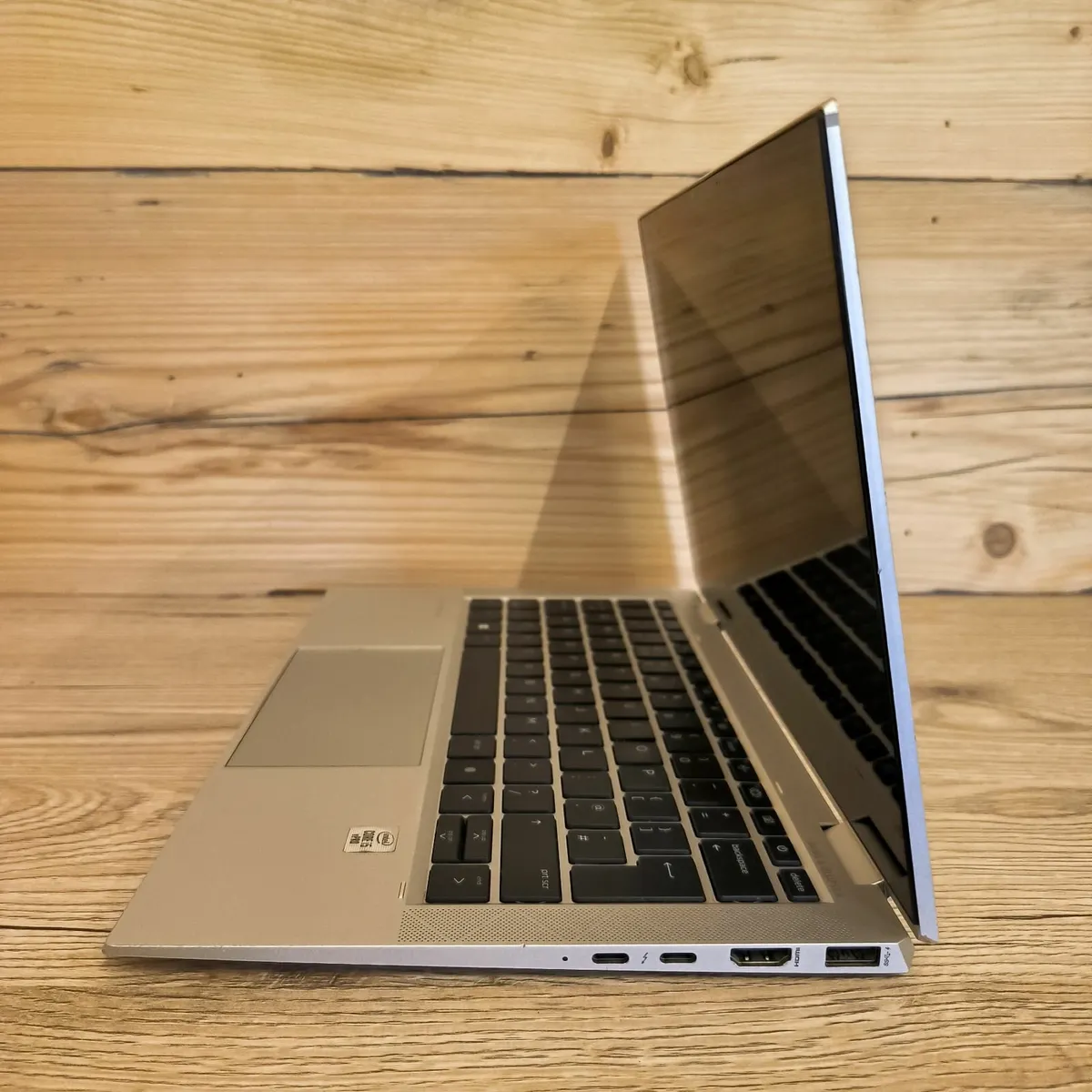 Premium UltraBook HP EliteBook x360 1030 G7 - Image 4