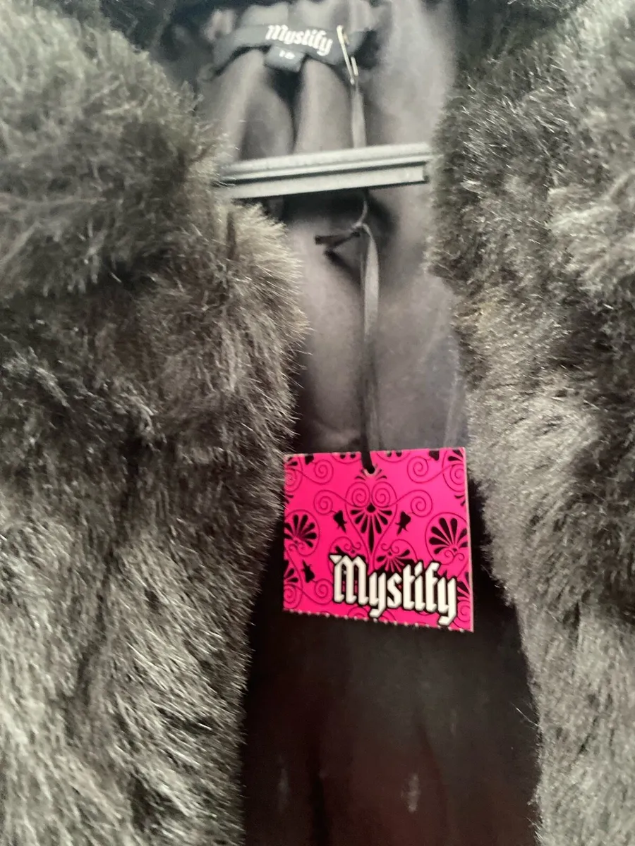 Fur jacket - Image 3