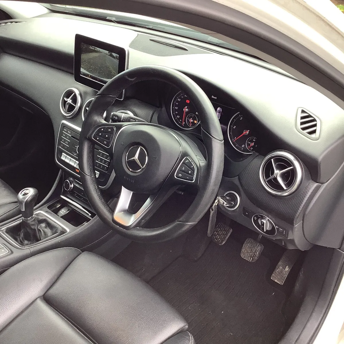 Mercedes A-Class 180 d se executive 1.5 diesel 6sp - Image 4