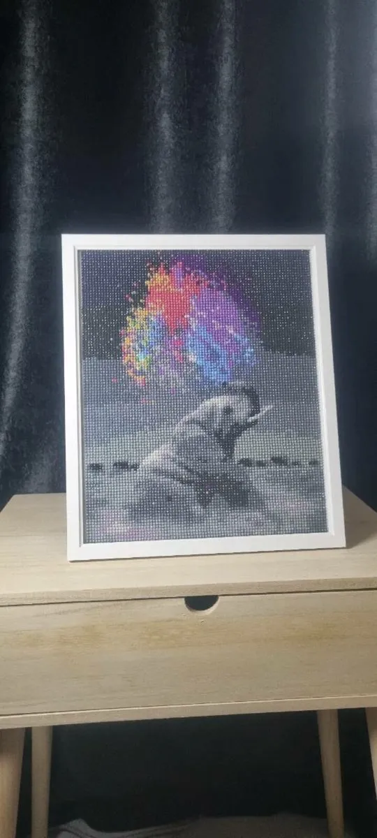 Happy elephant - Image 2