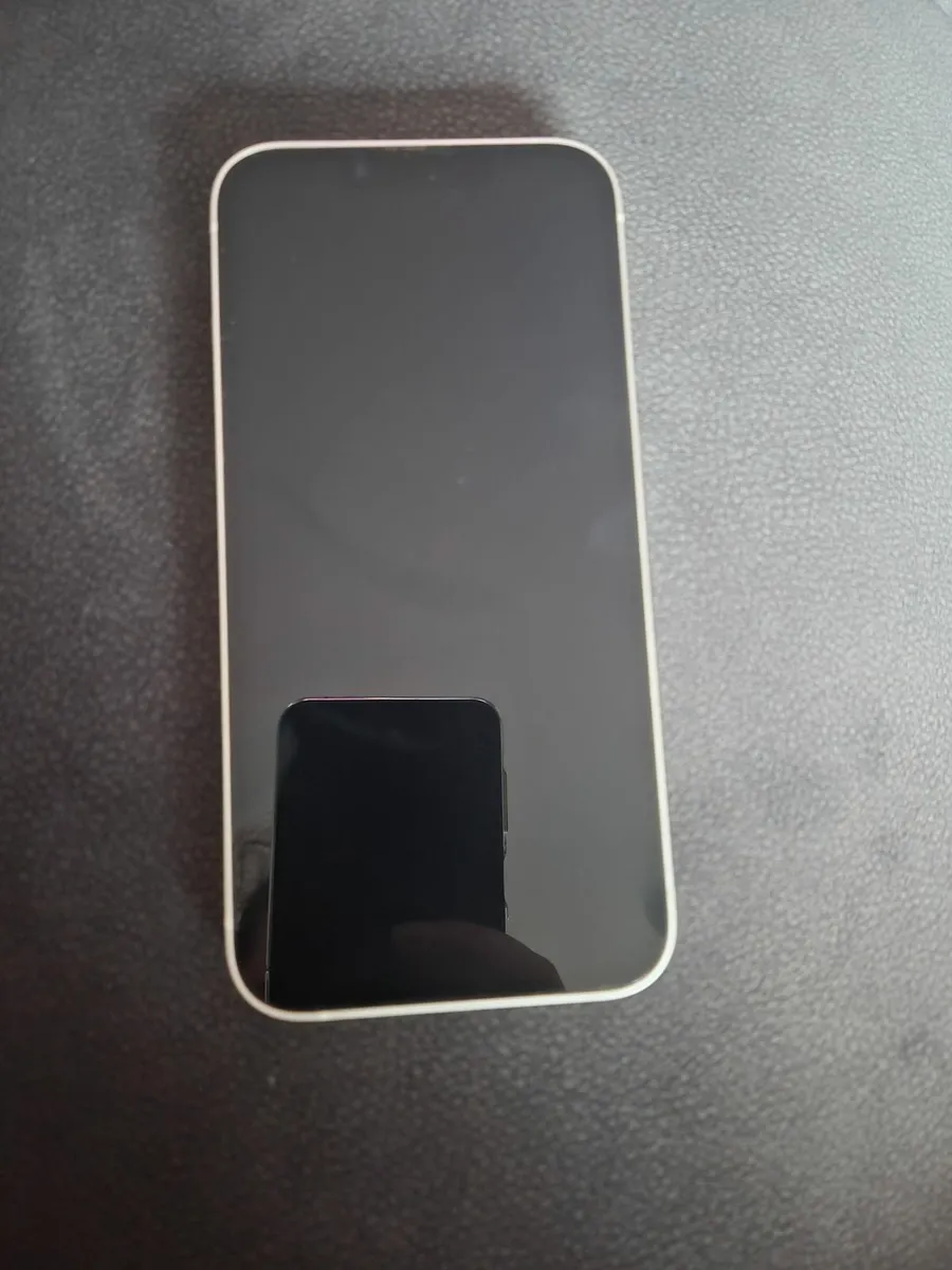 Iphone 13 - Image 2