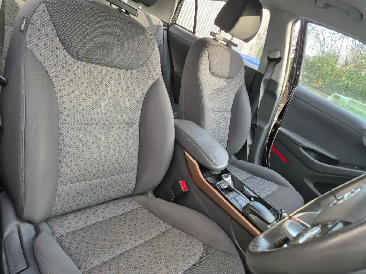 Hyundai Ioniq - Image 3