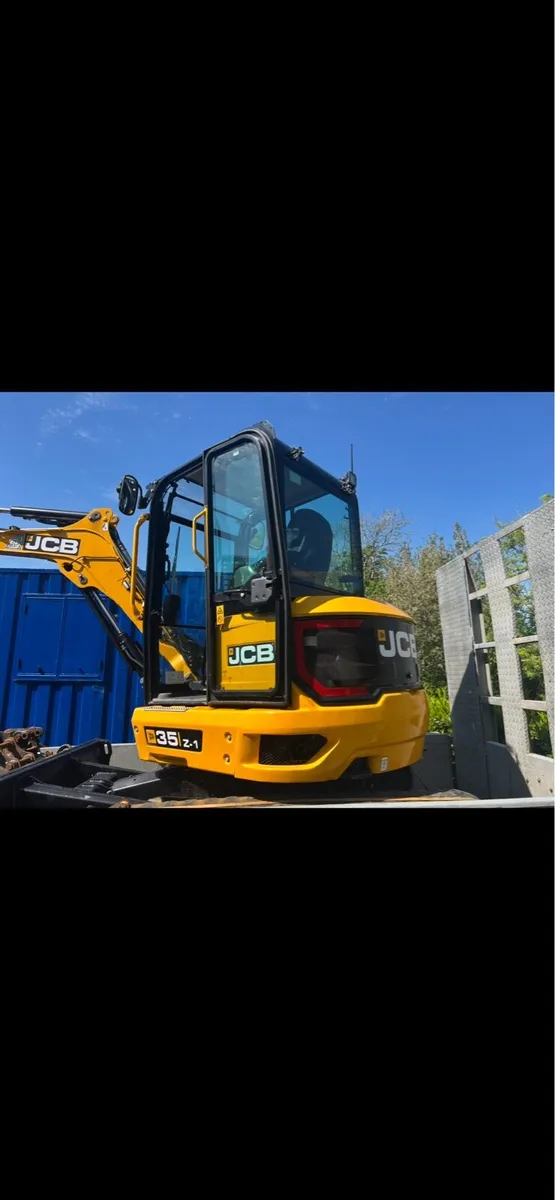 JCB 35 Z-1 Digger - Image 3
