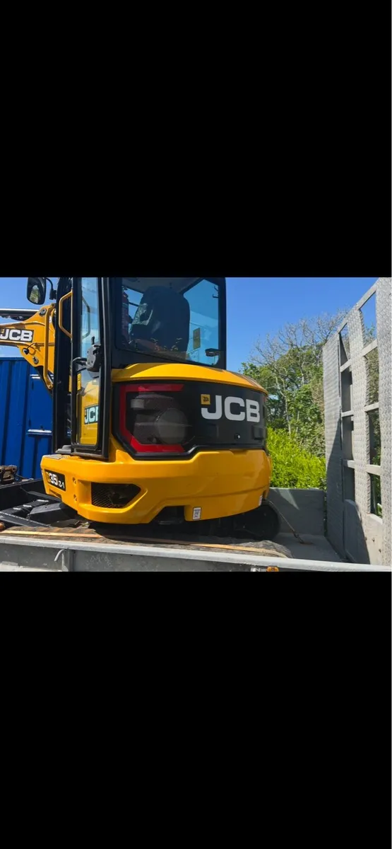 JCB 35 Z-1 Digger - Image 4
