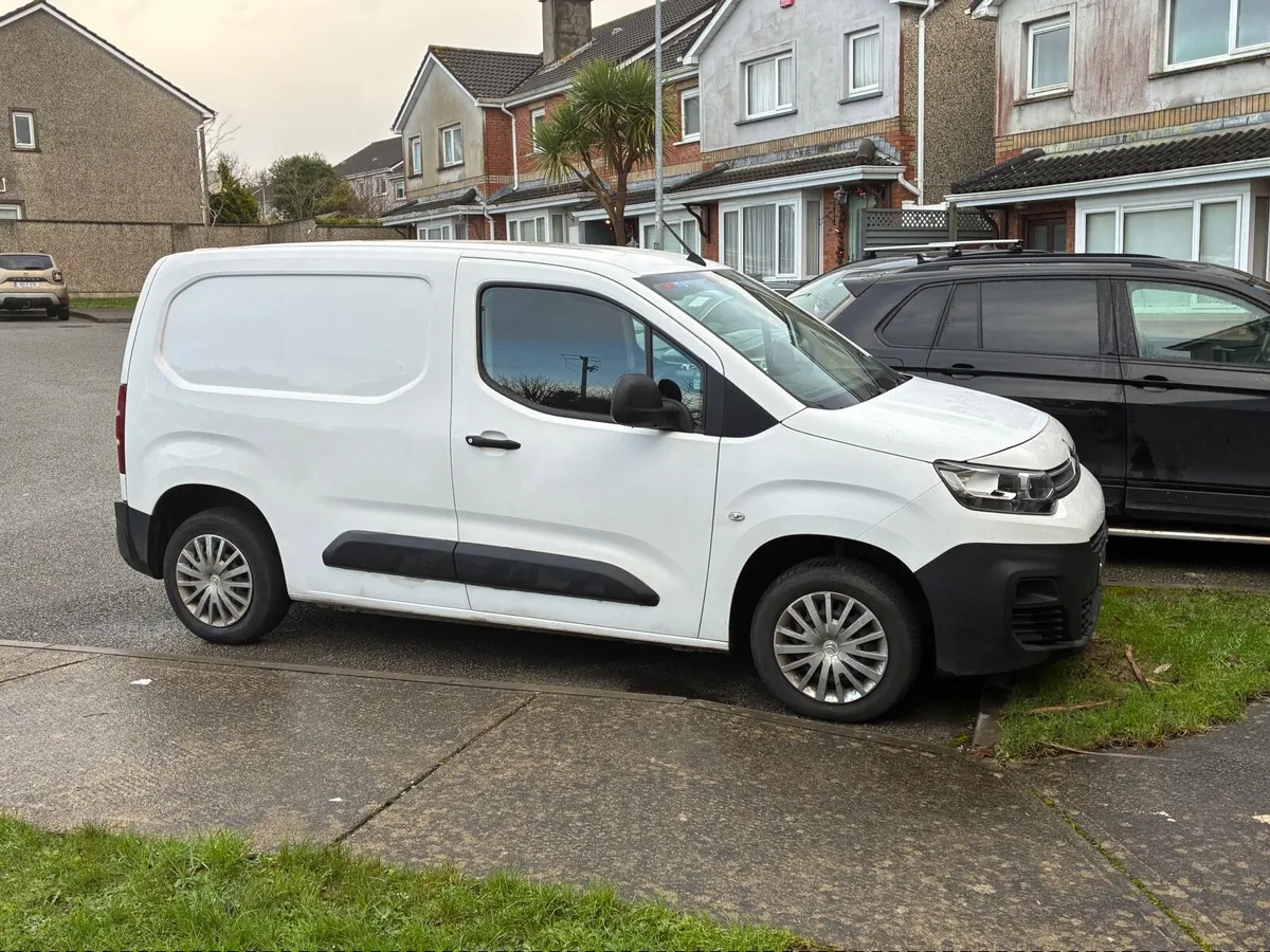Citroen Berlingo 2020 - Image 2