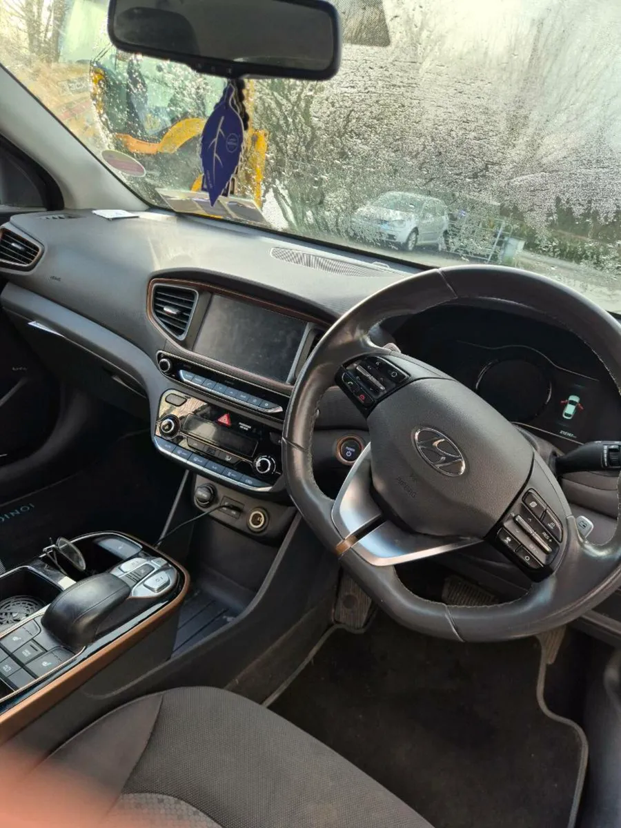 Hyundai Ioniq - Image 4