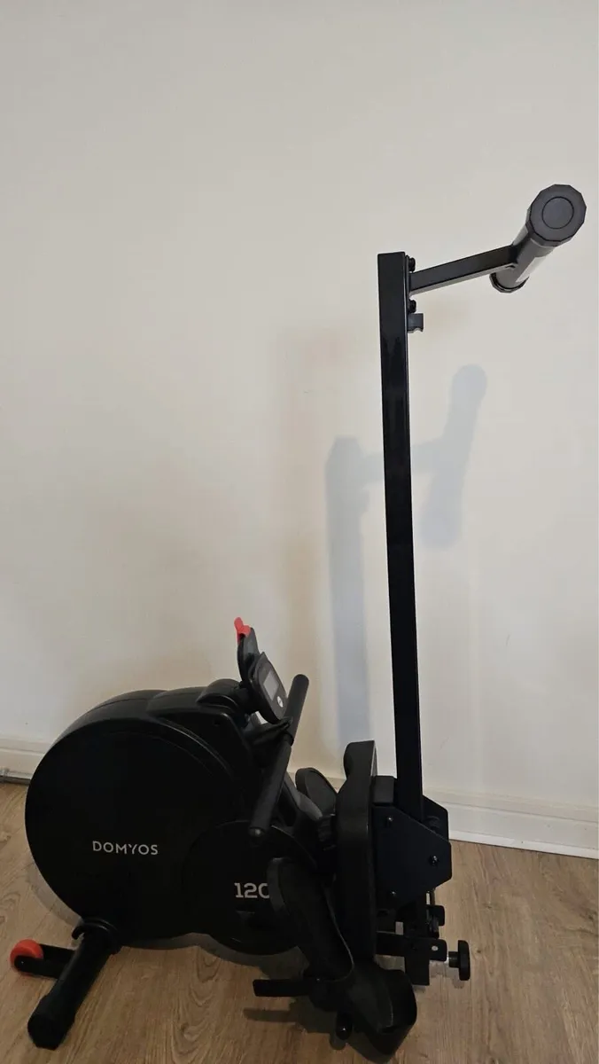 Rowing Machine - Image 3