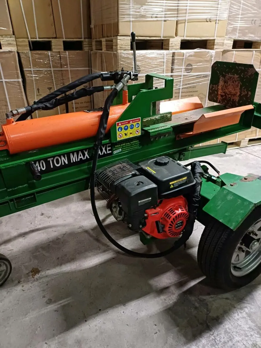 40 Ton Hartnett Petrol Log Splitter - Image 2