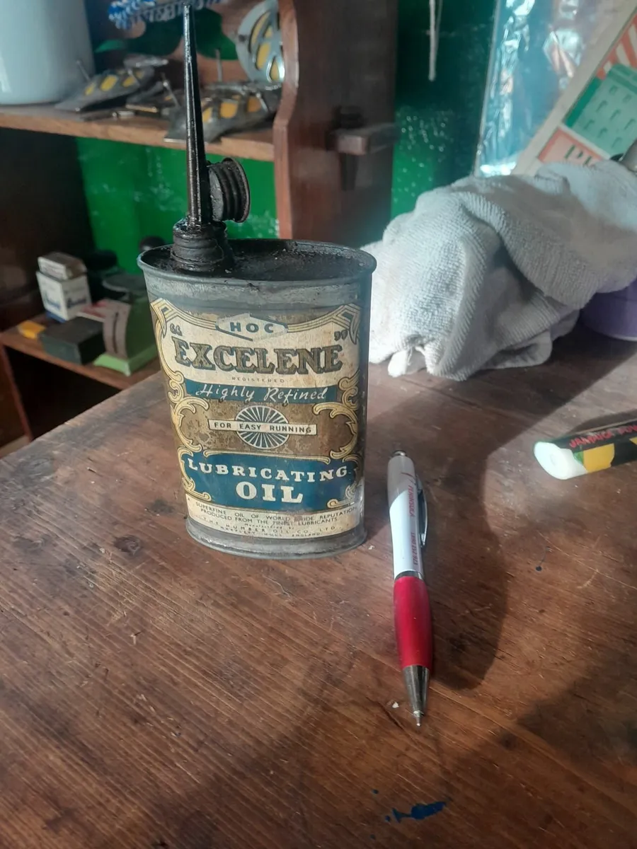 Excelene lubricating oil tin - Image 2