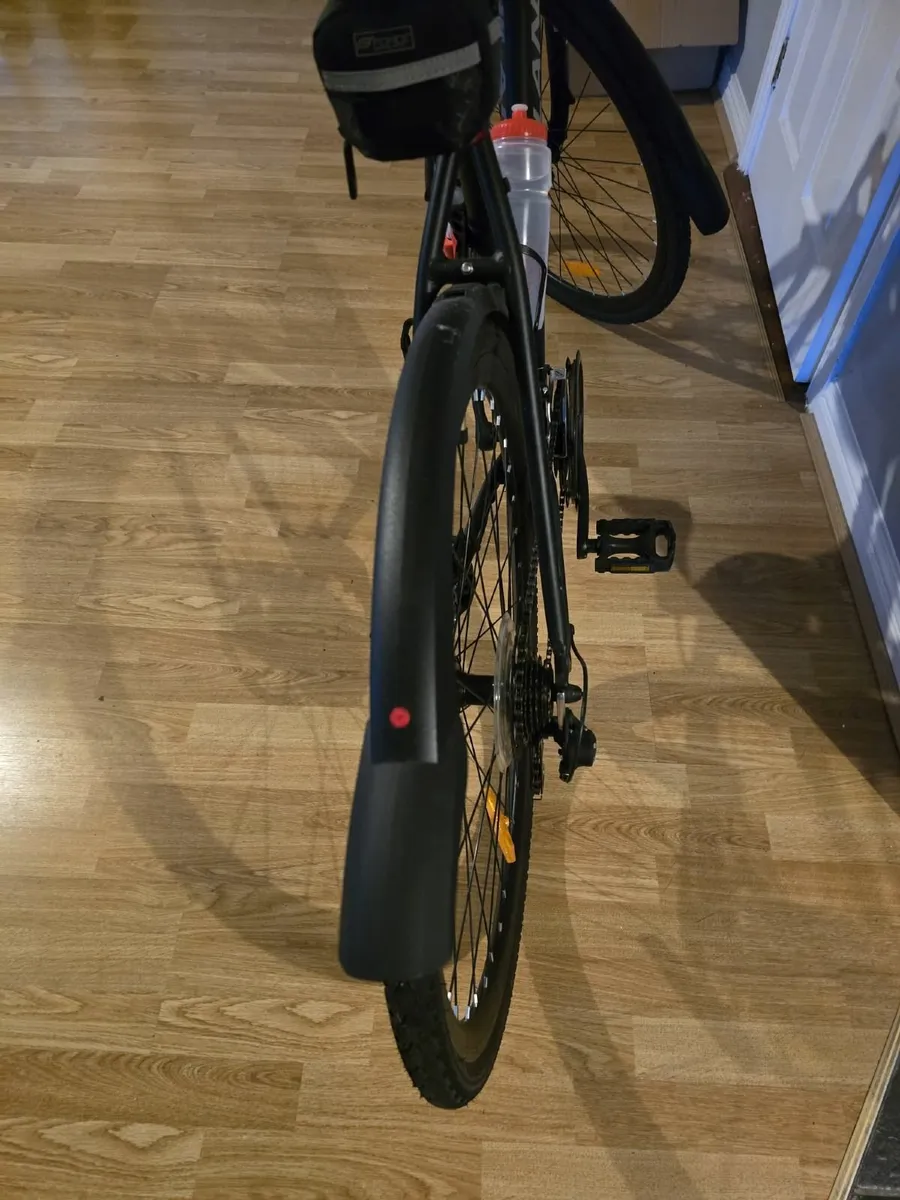 Hybrid (city + offroad) Bicycle - NOT ELECTRIC - Image 4