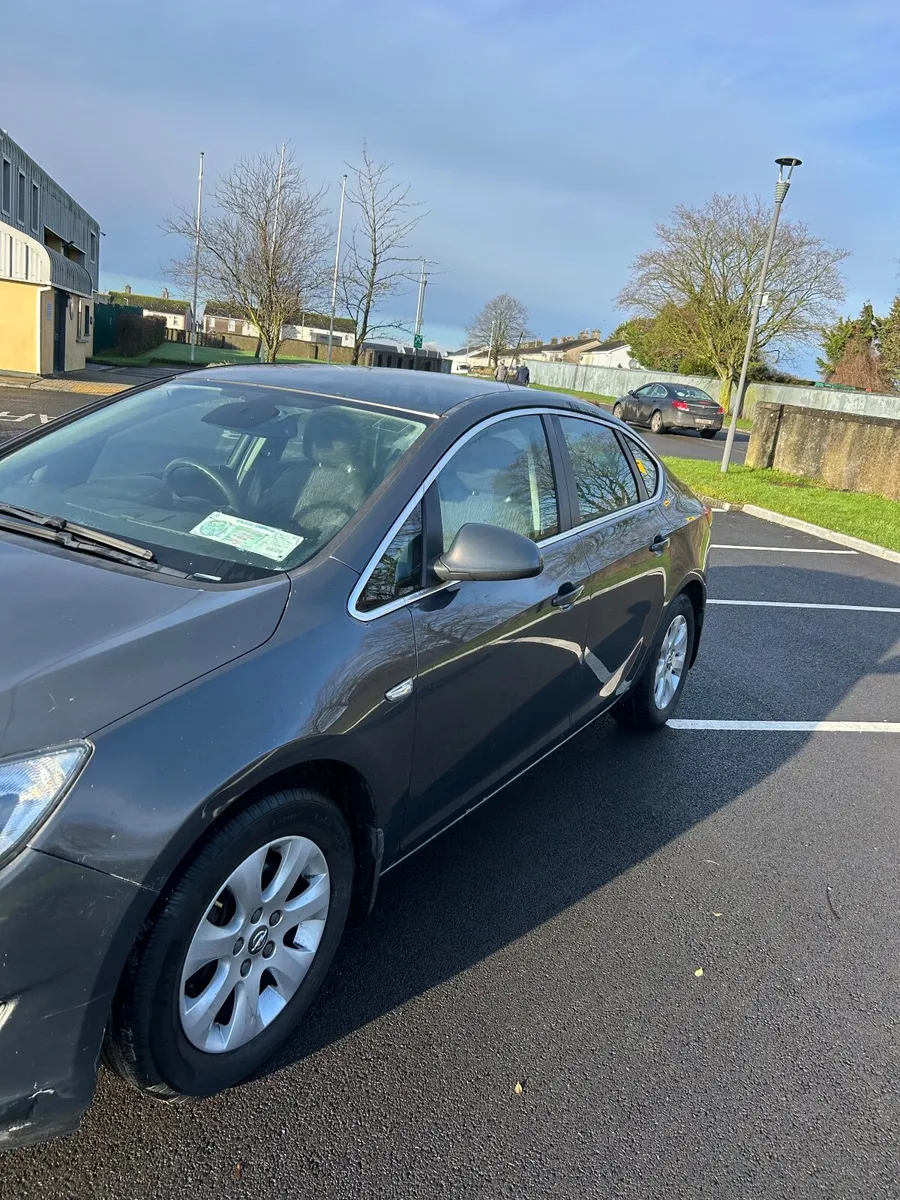 !! Price drop !!Opel Astra 2016 - Image 4