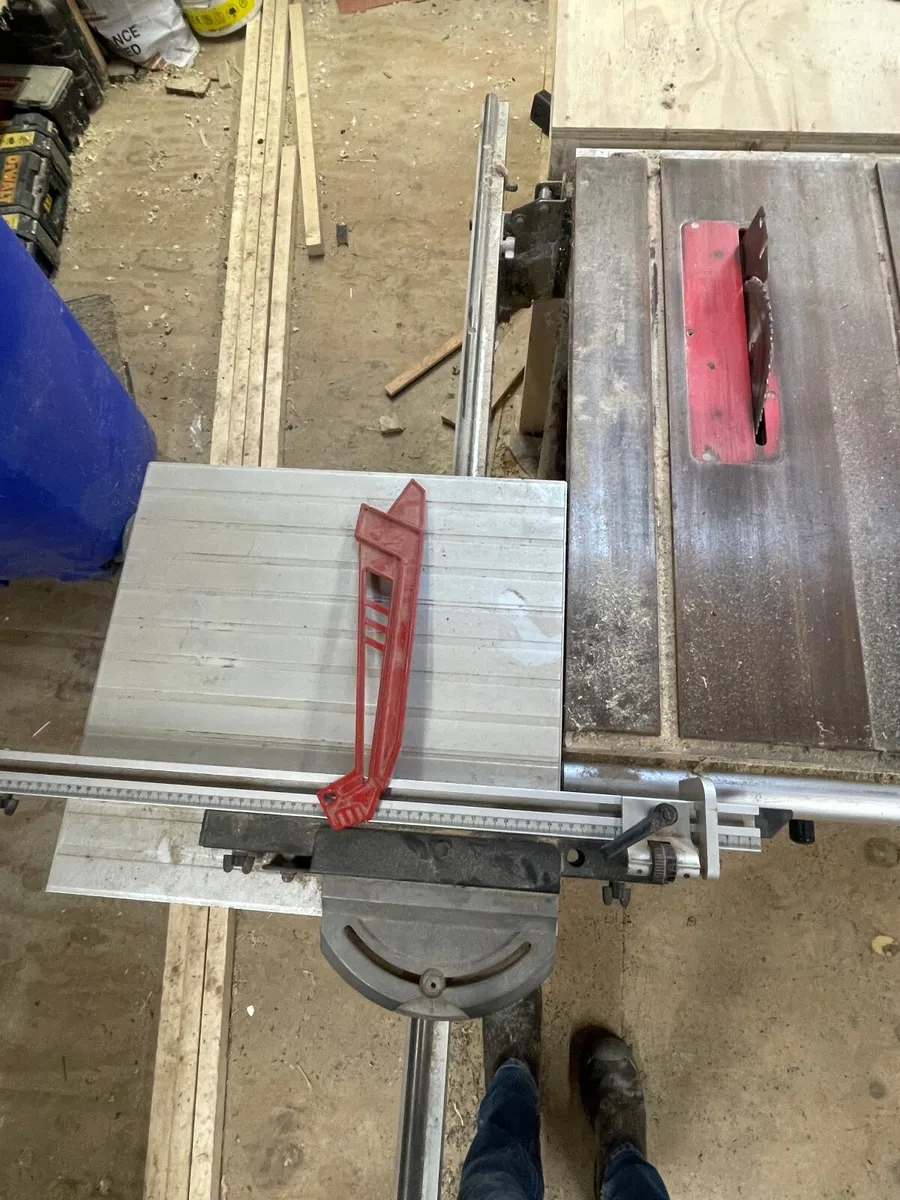 Table saw - Image 3