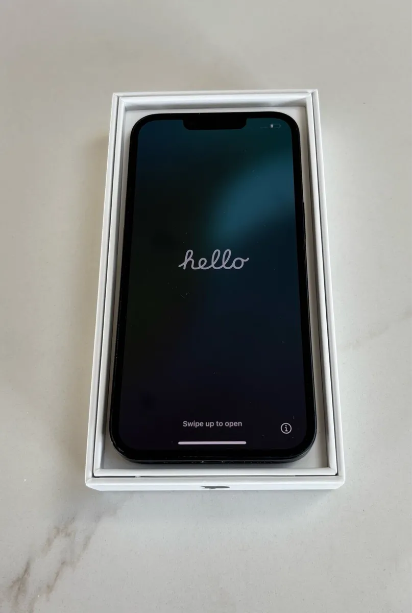 iPhone 13 - Image 1