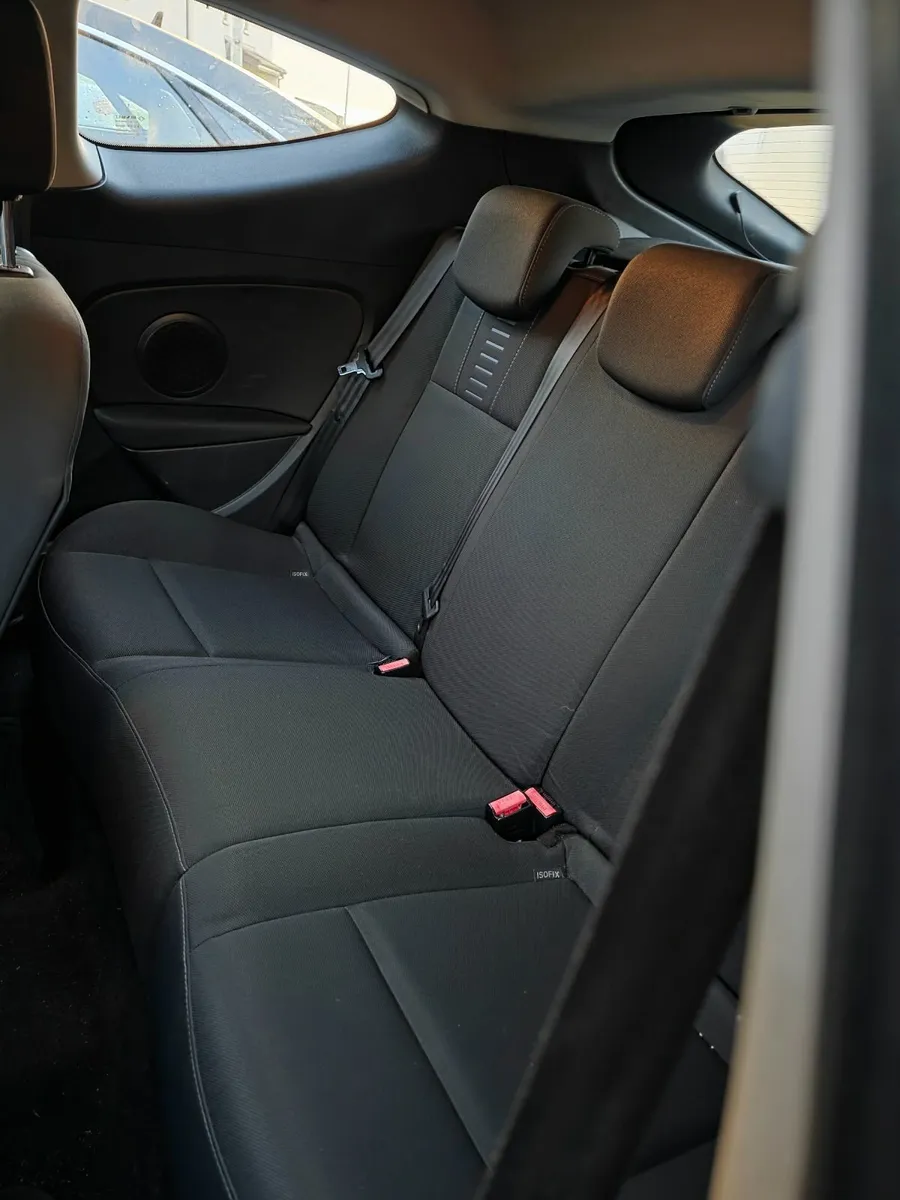 Renault Megane - Image 2