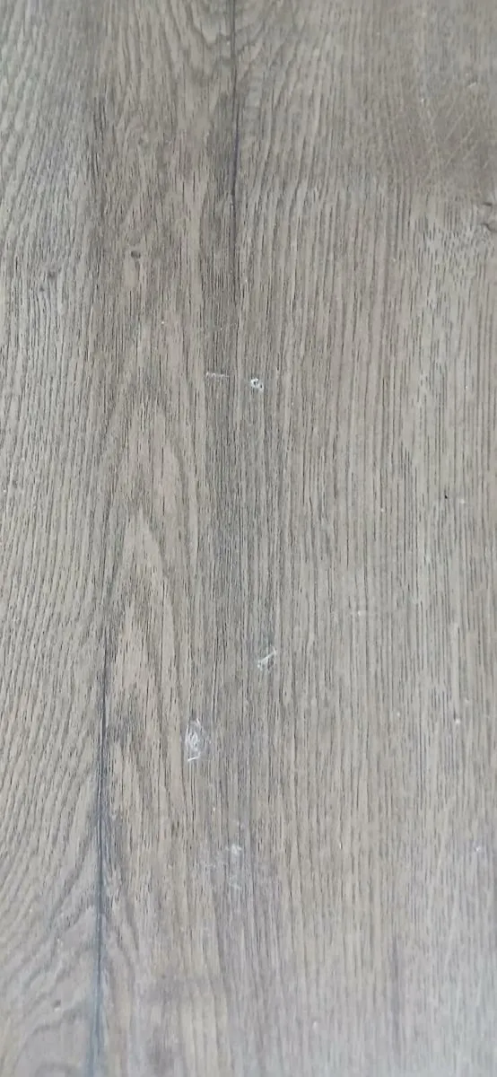 Laminated floor - Image 3