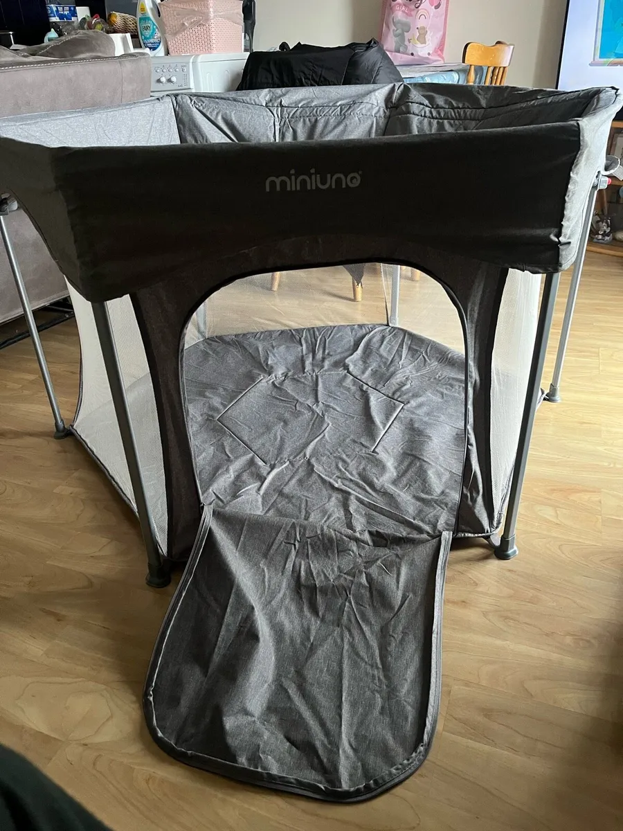 Folding Playpen Miniuno Hexipen - Image 1