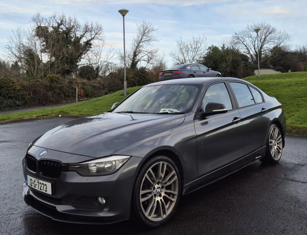 Bmw 320 - Image 1