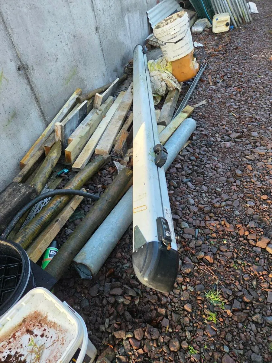 Pipes holder - Image 3