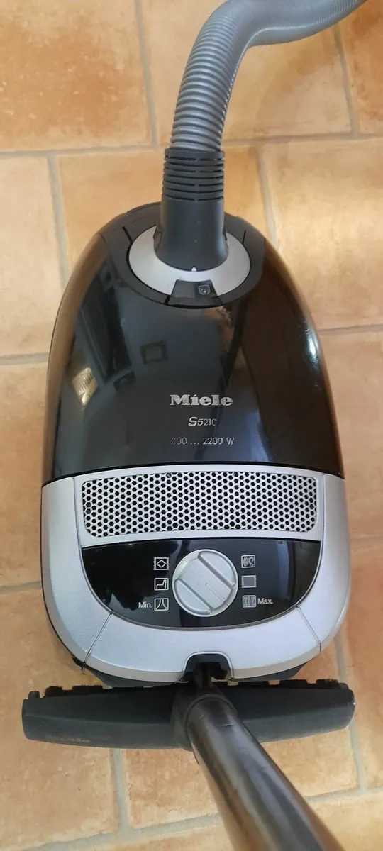 Miele vacuum/Hoover cleaner - Image 2