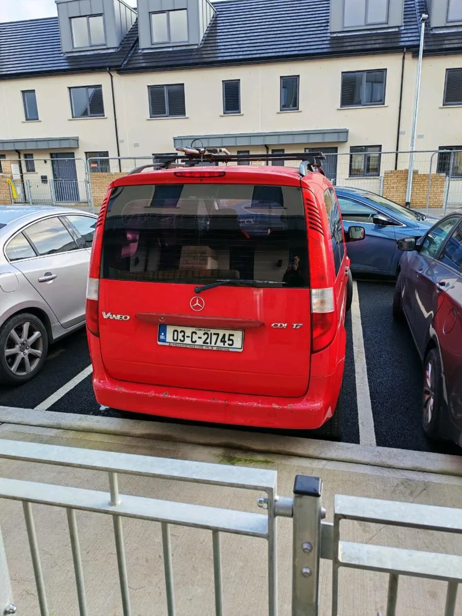 Mercedes Benz - Image 4