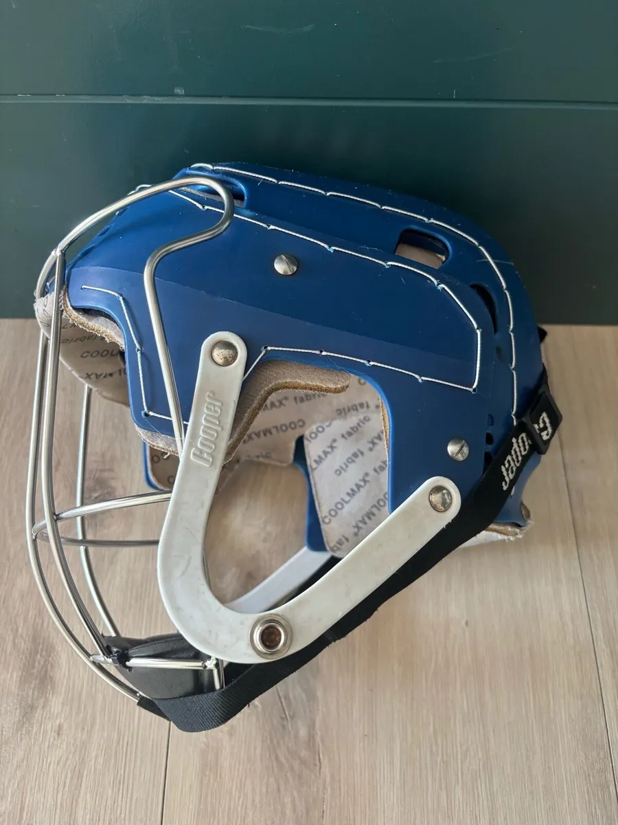 Cooper/gola hurling helmet - Image 3